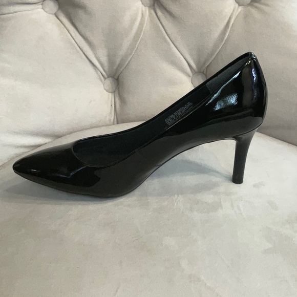 Rockport Patent Black Leather Heels Size 5.5 - Picture 6 of 8